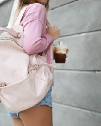 El accesorio que las it girls quieren para siempre (¡y nosotros!)