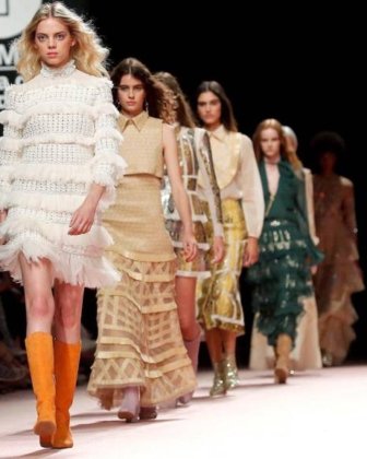 Las pasarelas españolas se preparan para el otoño más glamuroso de la historia