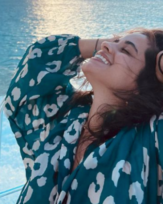 Camila Cabello vive un verano soñado y libre de críticas: «La buena vida»