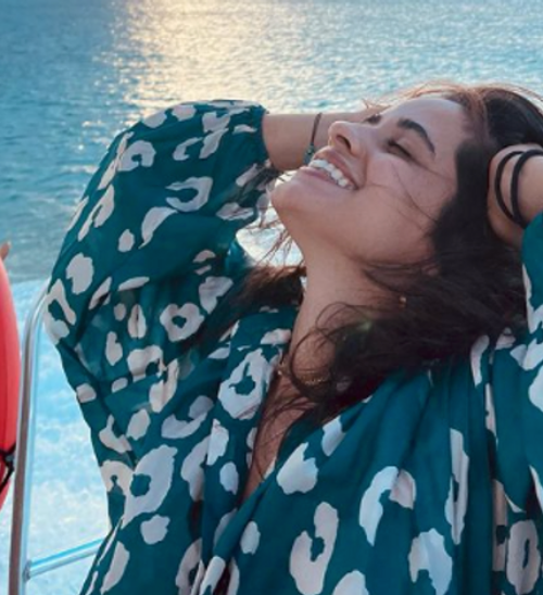 Camila Cabello vive un verano soñado y libre de críticas: «La buena vida»