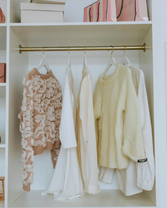 6 tips ideales para tener un armario feliz con @elartedeorganizarok
